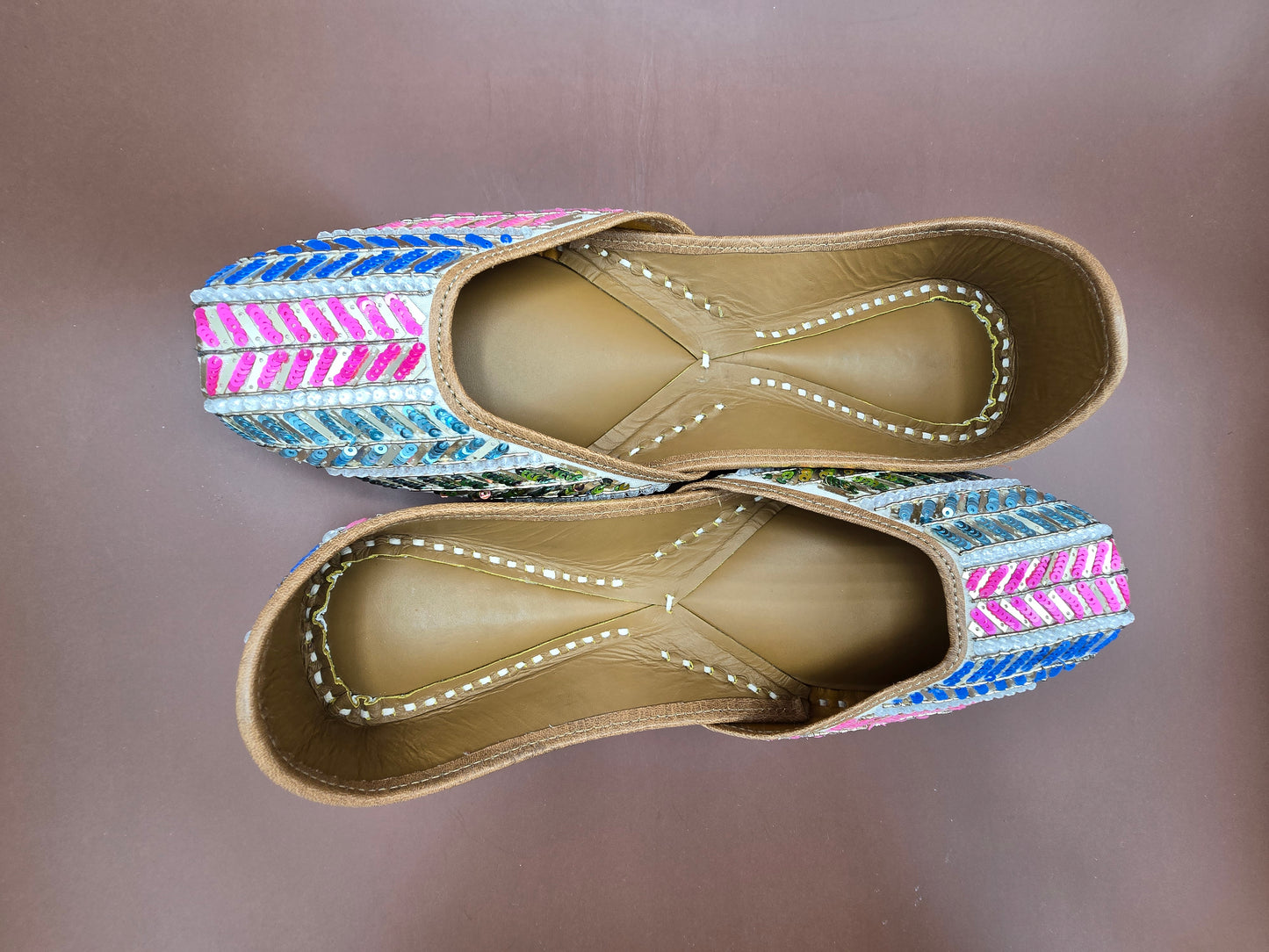 Noorani Pearl Juttis