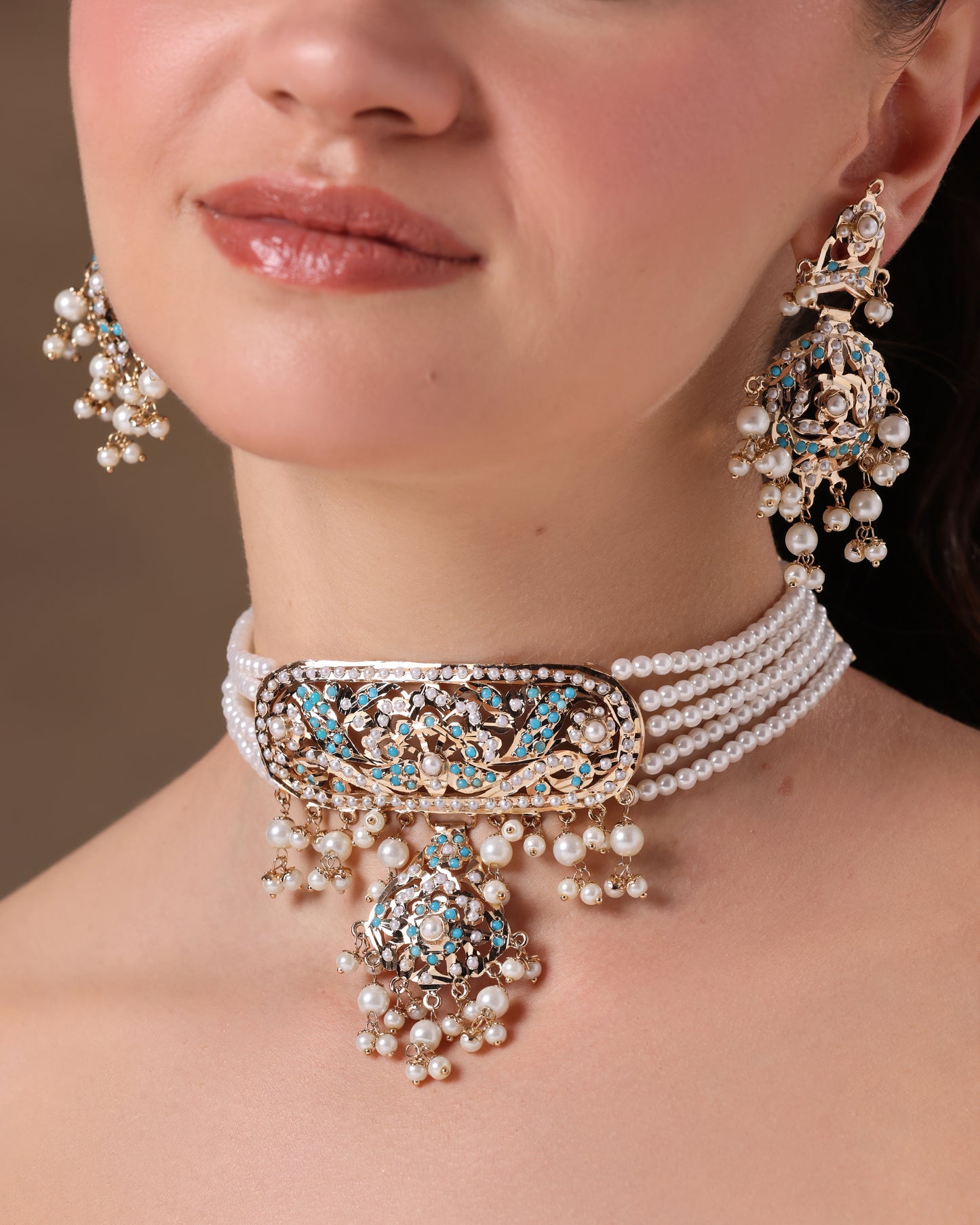 Charvi Jadau Choker